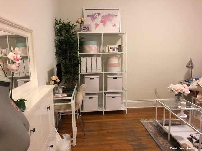 Foto del edificio - Sunny Studio w/ Heat/HW Included