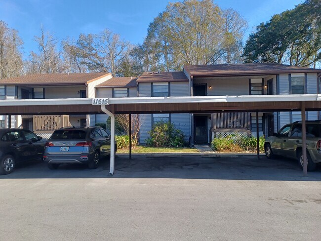 Building Photo - 11616 Baywood Meadows Dr