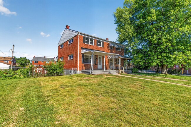 Foto del edificio - 1524 Barkley Ave