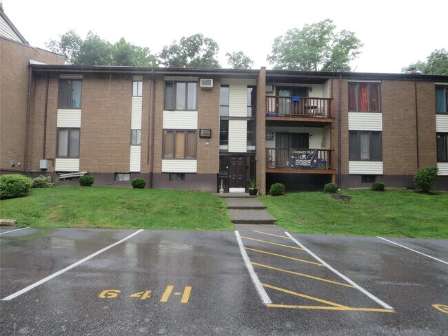 Foto del edificio - 3 3 Hook Rd
