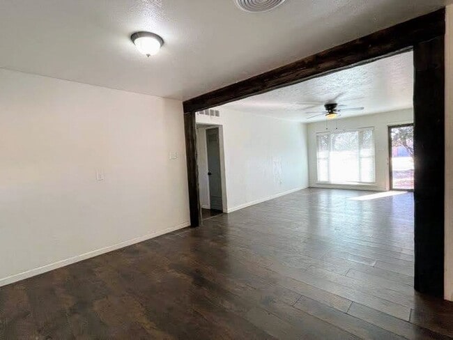 Foto del edificio - Shady Ranch Retreat – Your Personal 3-Bedroom Haven in Big?Spring, TX