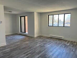 Building Photo - 152 Thorold Rd