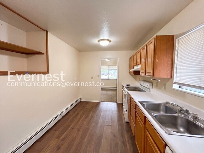 Building Photo - 2205 N Royer St