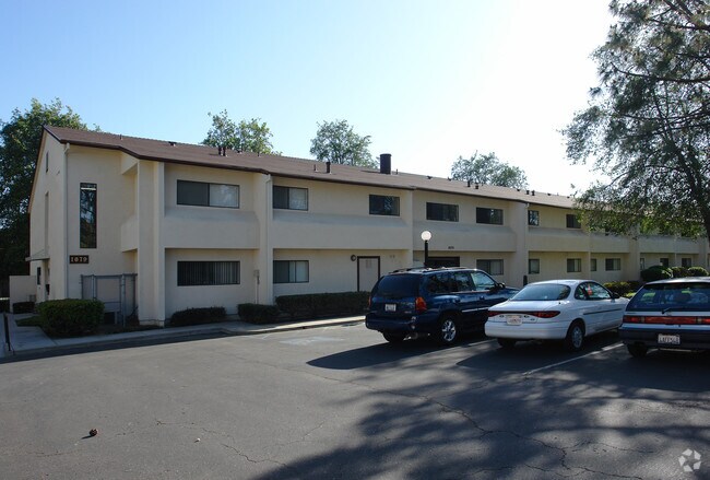 Building Photo - Johnson Gardens Apartments