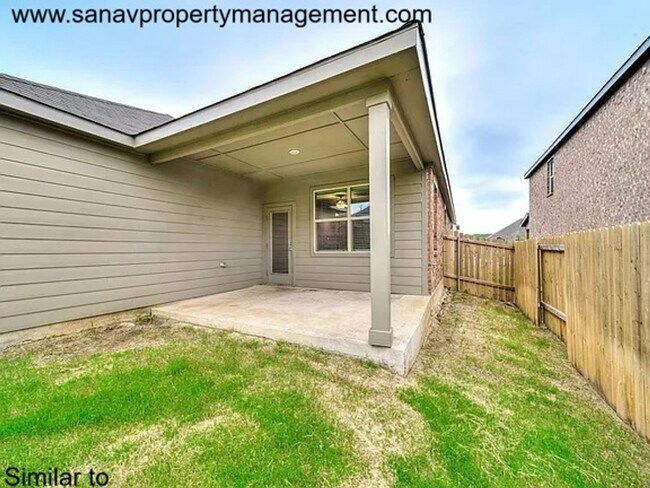 Building Photo - Welcome to Your Dream Home in the Heart of...