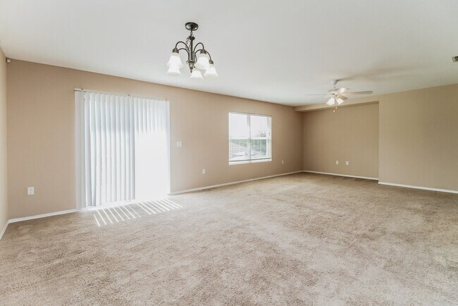 Building Photo - 2845 Breezy Meadow Rd
