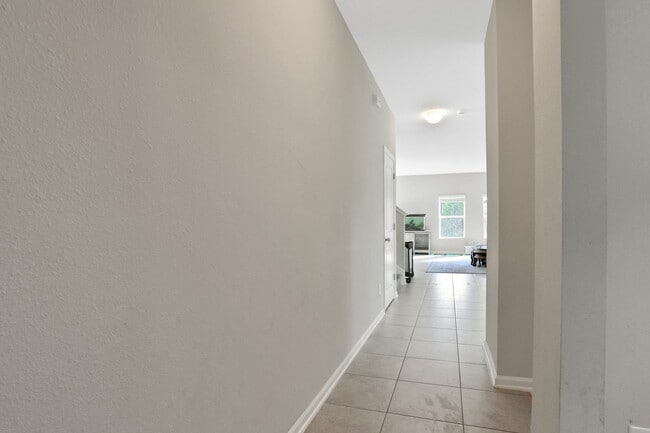 Building Photo - 12517 Creekside Mnr Dr