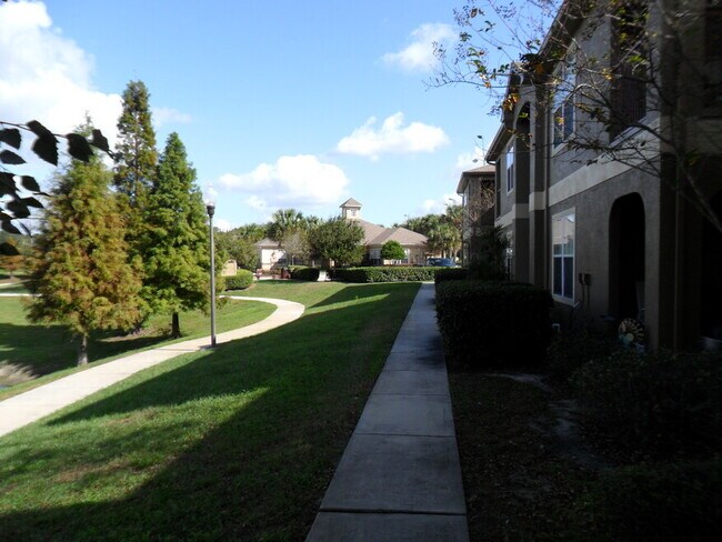 Foto del edificio - 5934 Brickleberry Ln