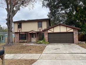 Building Photo - 3322 Briarwood Ln