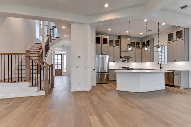 Building Photo - 3507 Bridgewater Oaks Ln