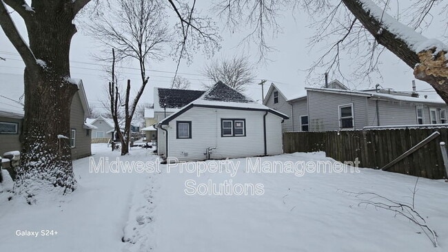 Foto del edificio - 2209 Central Ave