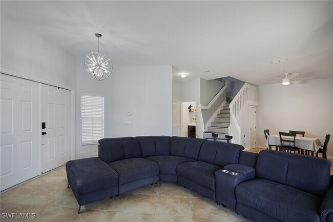 Building Photo - 9130 Spring Mountain Way