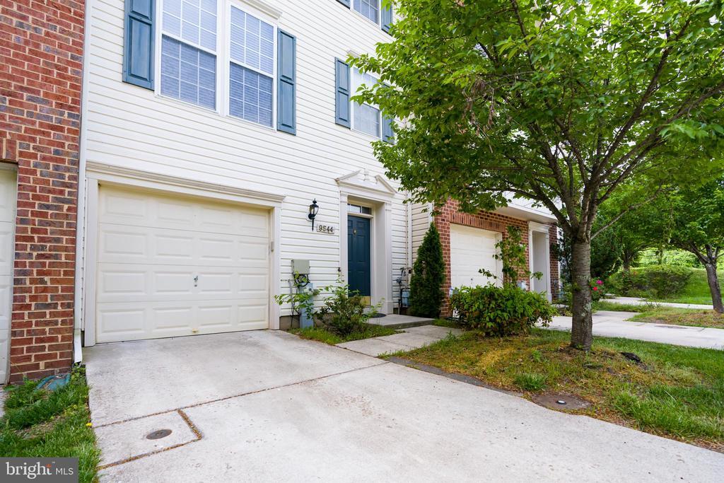 Foto principal - 9544 Guilford Rd
