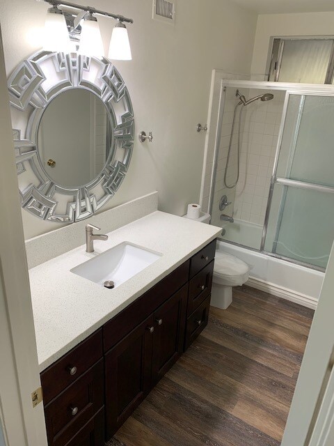 Baño - 12952 Andy Dr
