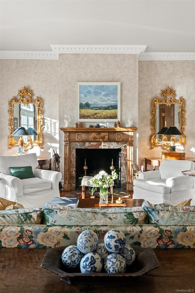 Foto del edificio - 448 Long Ridge Rd