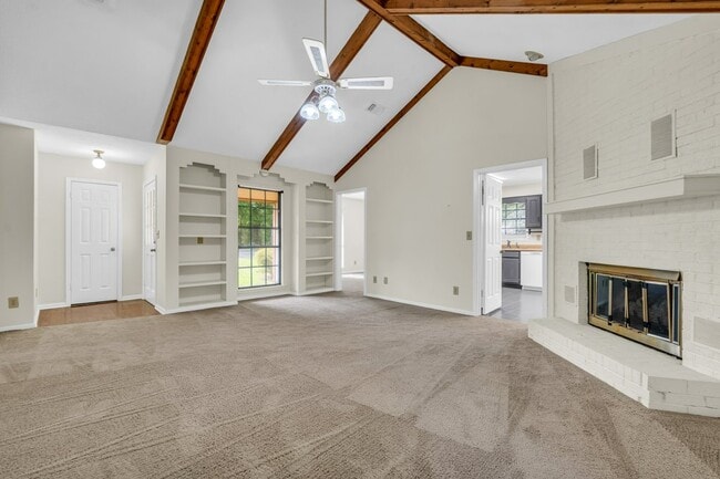 Building Photo - 2804 Plum Rd