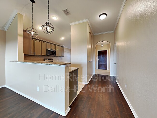 Building Photo - 14421 Mainstay Way