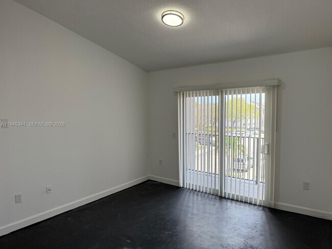 Foto del edificio - 15460 SW 284th St