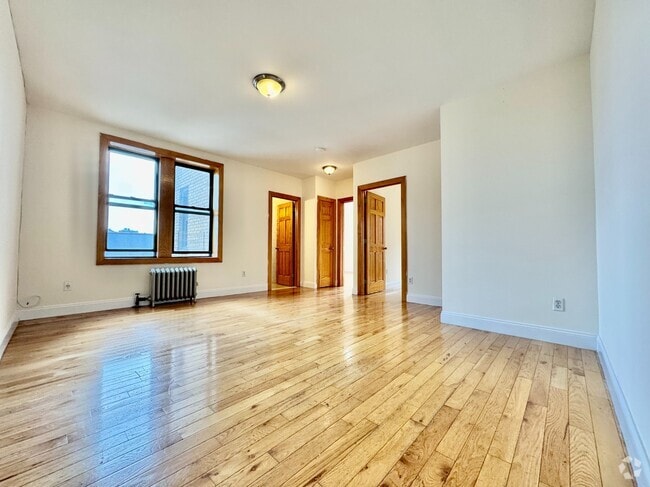 Building Photo - 20 Magaw Pl