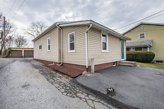 Foto del edificio - Adorable 3-Bedroom Ranch