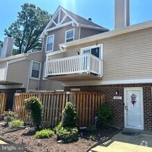 Building Photo - 4443 Pembrook Village Dr