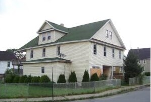 Primary Photo - 1228 Rock St