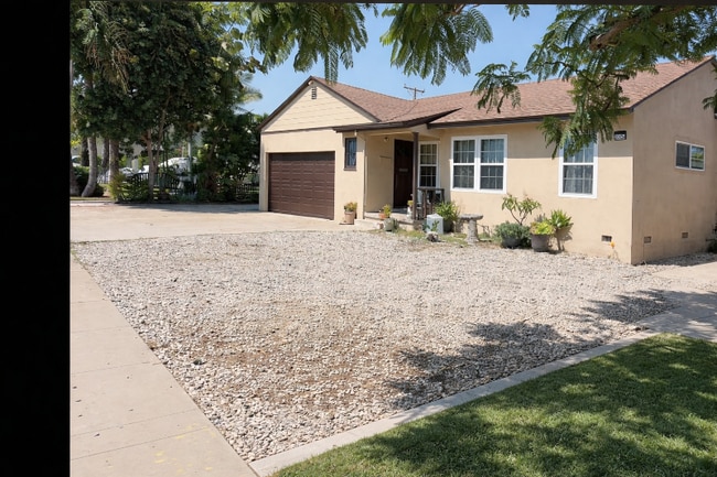 Foto del edificio - 2013 W Porter Ave