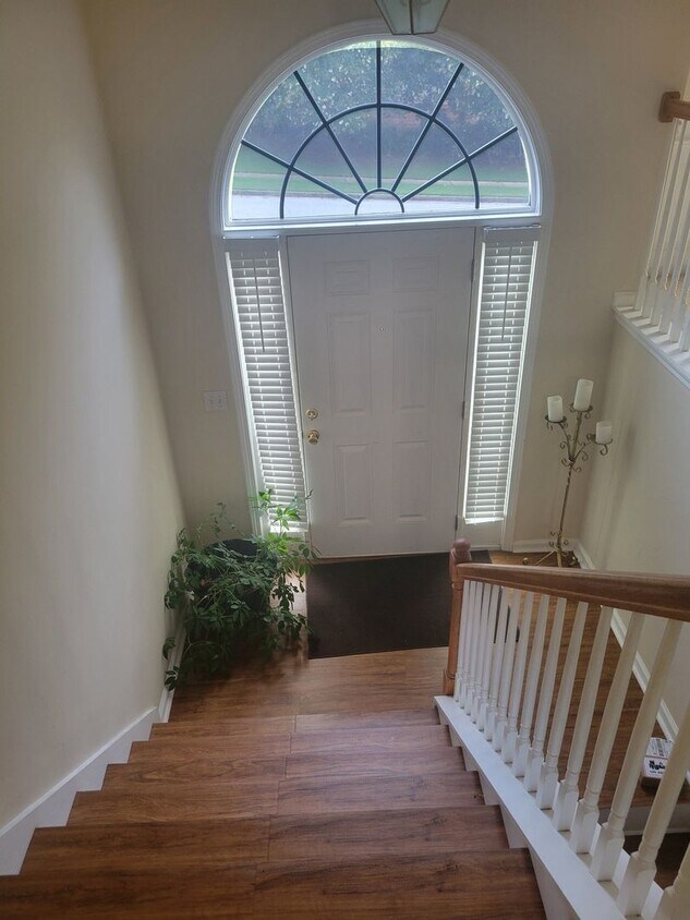 Charming 3 BR House in Covington - Charming 3 BR House in Covington