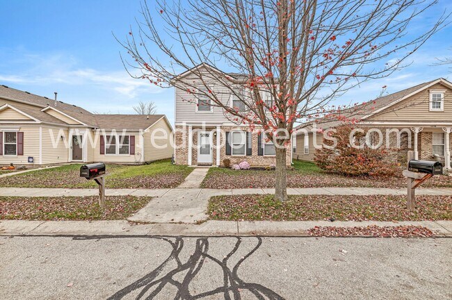 Foto del edificio - Coming Soon! Charm and Convenience- Your 3 Bedroom Haven in Noblesville!