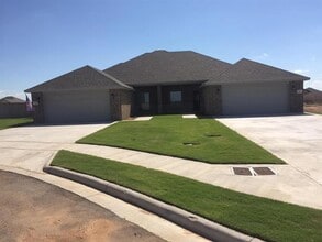 Building Photo - 7385 Southern Belle Cir