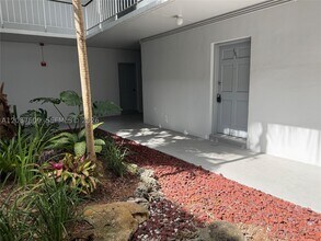 Building Photo - 9621 SW 77th St