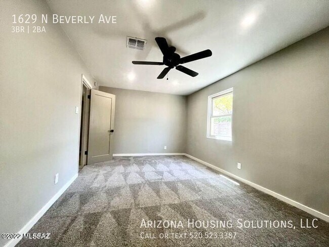 Foto del edificio - Remodeled 3 Bedroom in Central Tucson
