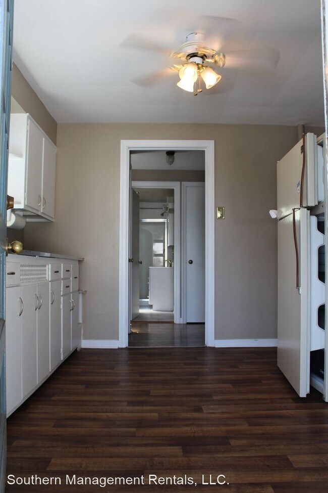 Foto del edificio - 1 br, 1 bath House - 1820 E. Market St. 2n...