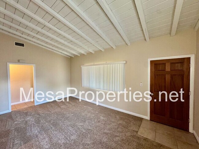 Building Photo - 173 Brown Dr