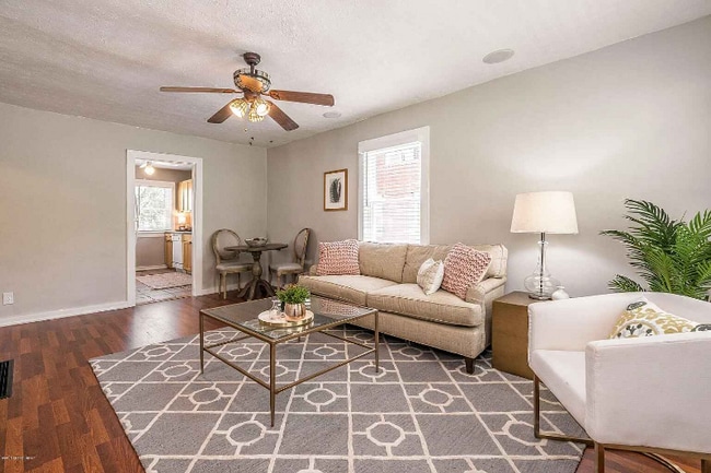 Photo - 1591 Belmar Dr House