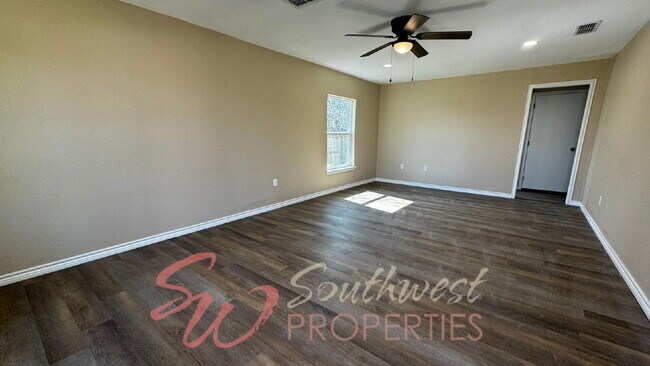 Foto del edificio - Newly Renovated 3 Bed / 2 Bath – Just 1 Mile from Tarleton!