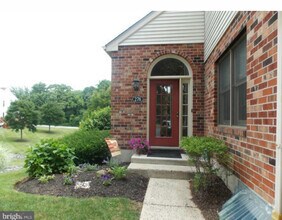 Building Photo - 276 Stone Ridge Dr
