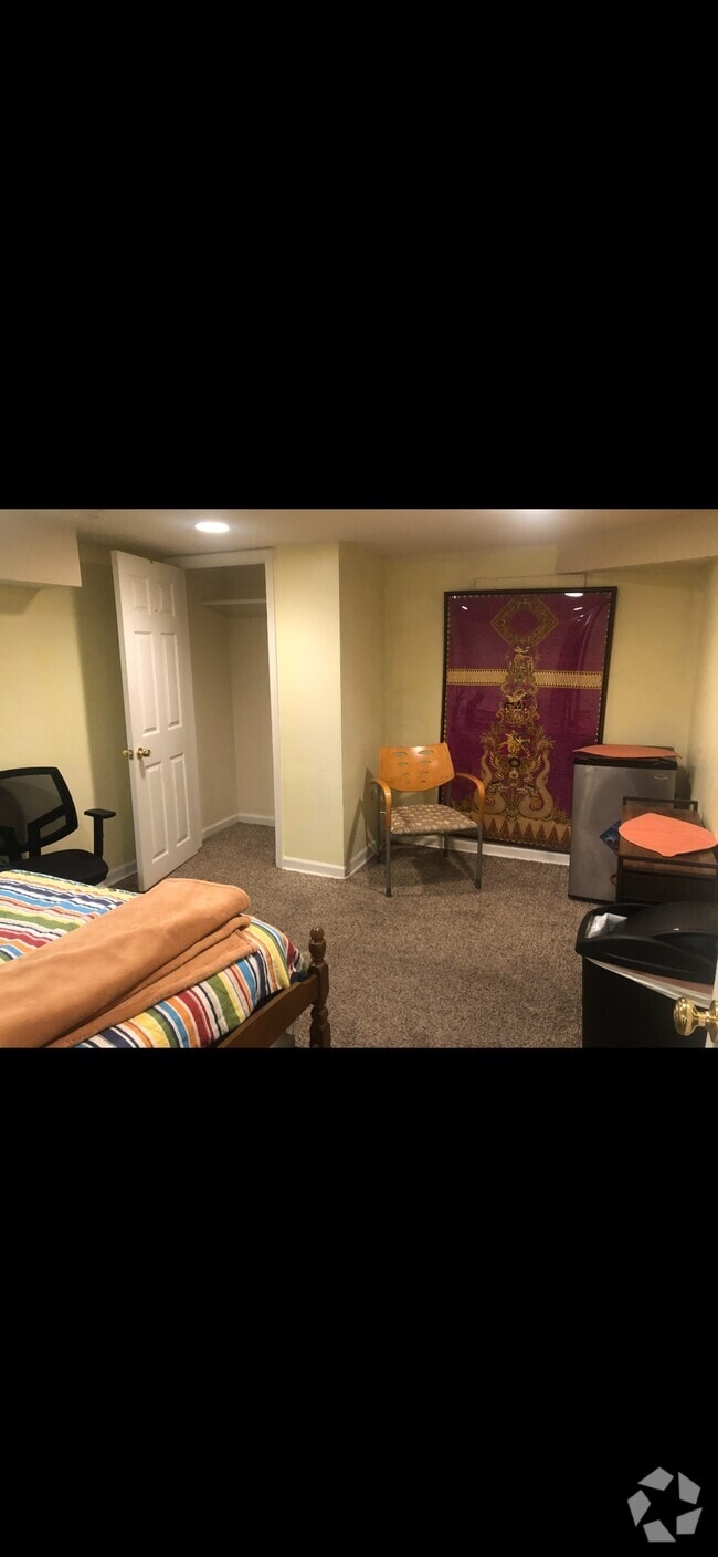 MadisonEastend Apartments for Rent with Washer & Dryer Baltimore, MD