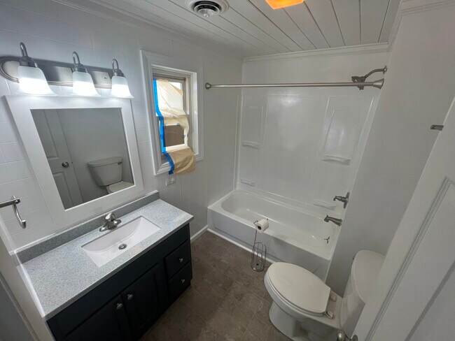 Baño - 11236 258th Ct