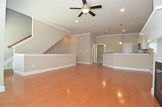 Building Photo - 1620 Carpenter Dr