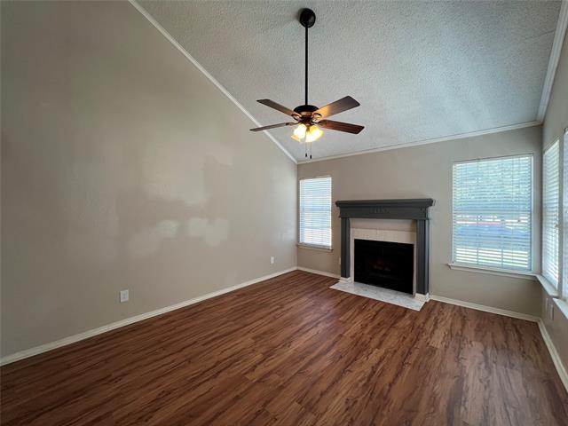 Foto del edificio - 4636 Baytree Dr