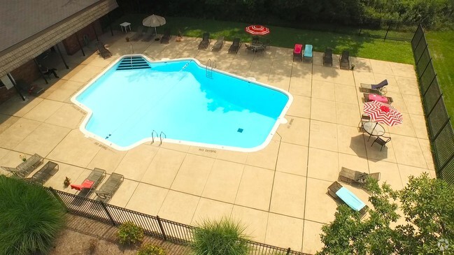 Building Photo - Cedar Ridge Apartments