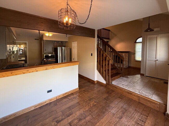 Foto del edificio - 15528 Whitehall Ln