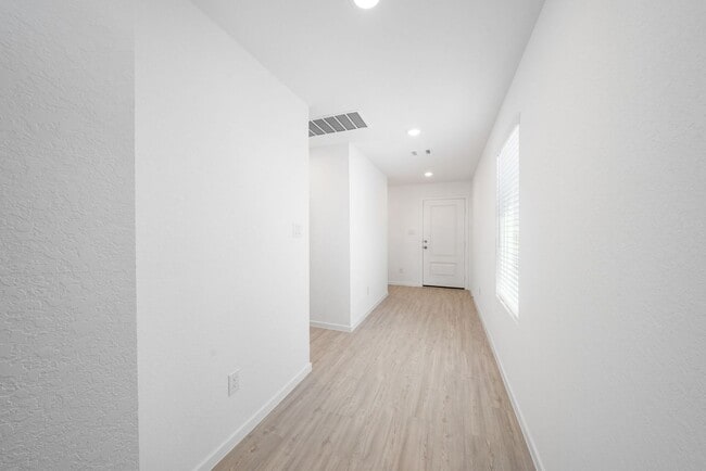 Foto del edificio - 3707 Moon Hl Rd