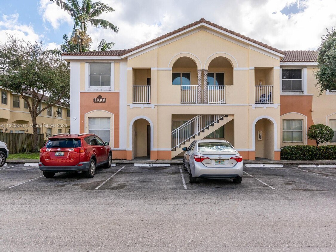 1666 SE 27th Ct Unit 209, Homestead, FL 33035 Condo for Rent in