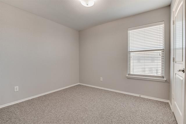 Foto del edificio - 1204 Alder Tree Ln