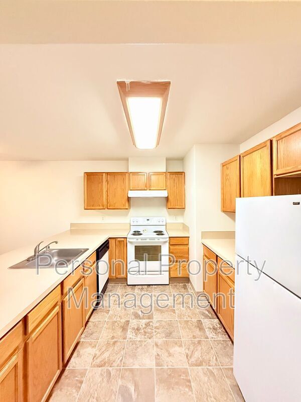 Foto del edificio - 3412 NE 66th Ave