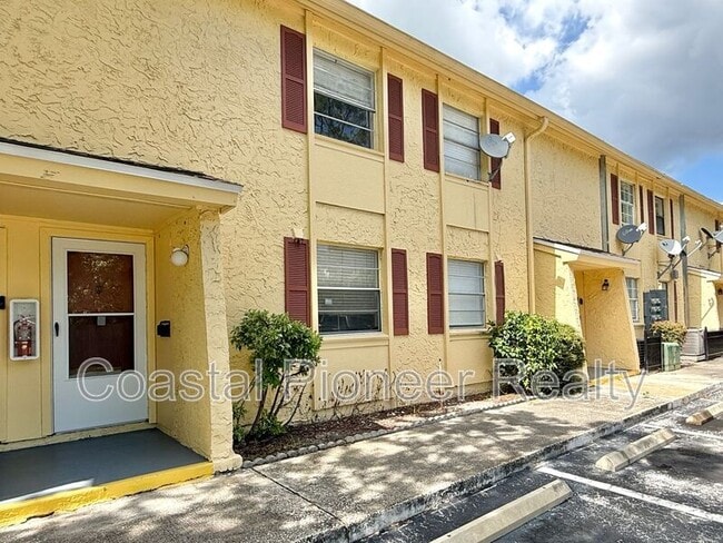 Building Photo - 7573 Abonado Rd