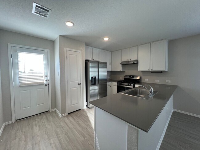 Foto del edificio - Beautiful 3/2 located in Marion, Tx