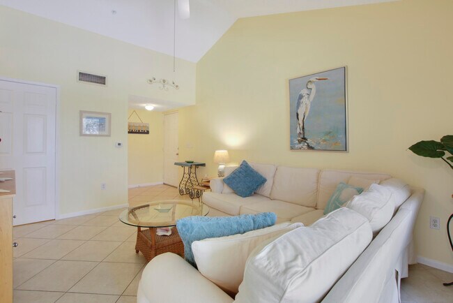 Foto del edificio - 236 Village Blvd